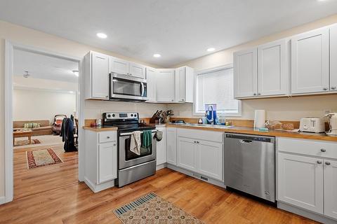 112 Central Ave, Ayer, MA 01432 photo 4