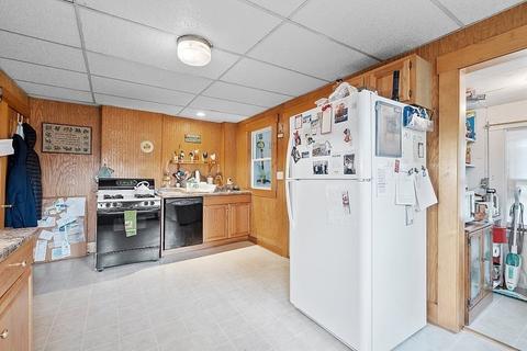112 Central Ave, Ayer, MA 01432 photo 18