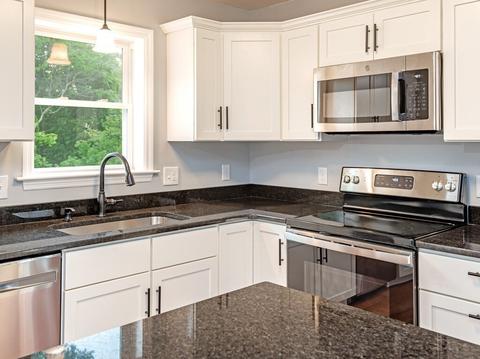 46 Valley View Ln, Worcester, MA 01604 photo 8