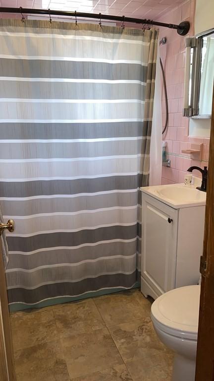 69 Wood St, Fall River, MA 02721 photo 10