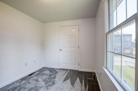 532 Chicopee St, Chicopee, MA 01013 photo 35