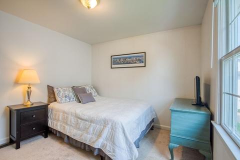 532 Chicopee St, Chicopee, MA 01013 photo 20