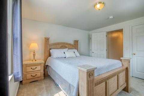 532 Chicopee St, Chicopee, MA 01013 photo 18