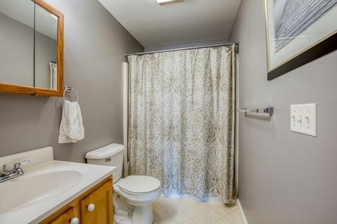 532 Chicopee St, Chicopee, MA 01013 photo 14
