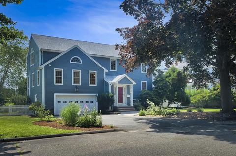 5 Orchard St, Marblehead, MA 01945 photo 1