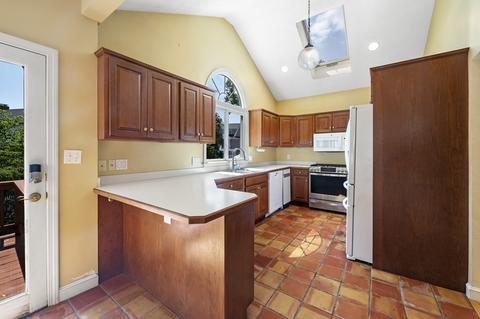5 Orchard St, Marblehead, MA 01945 photo 14
