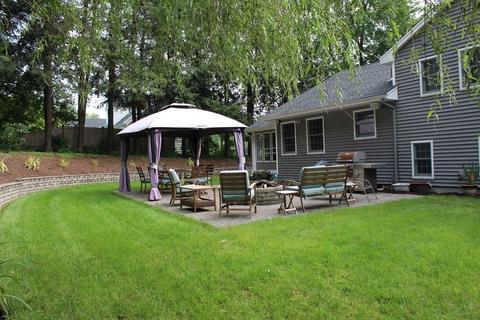 483 Forest Hls, Springfield, MA 01128 photo 35