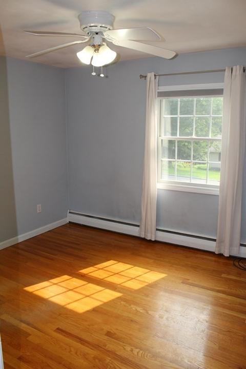 483 Forest Hls, Springfield, MA 01128 photo 17