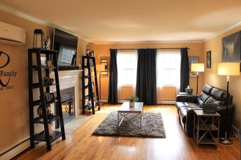 483 Forest Hls, Springfield, MA 01128 photo 3