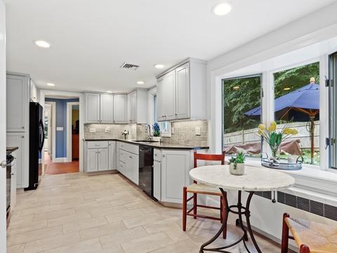 38 Mann Ave, Needham, MA 02492 photo 4