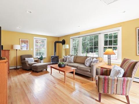 38 Mann Ave, Needham, MA 02492 photo 3