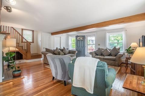 23 Cliff Rd, Gloucester, MA 01930 photo 5