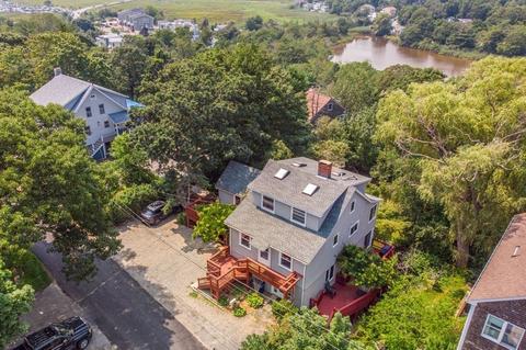 23 Cliff Rd, Gloucester, MA 01930 photo 2