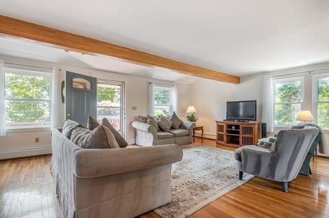 23 Cliff Rd, Gloucester, MA 01930 photo 8
