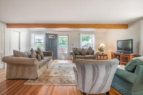 23 Cliff Rd, Gloucester, MA 01930 photo 4