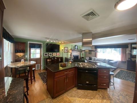 117 E Allen Ridge Rd, Springfield, MA 01118 photo 6