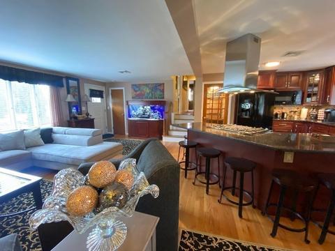 117 E Allen Ridge Rd, Springfield, MA 01118 photo 8
