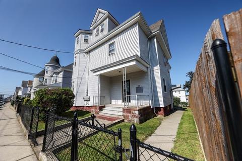 367 Whipple St, Fall River, MA 02724 photo 4