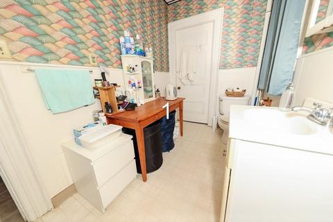 367 Whipple St, Fall River, MA 02724 photo 7