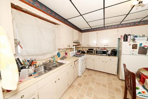367 Whipple St, Fall River, MA 02724 photo 5