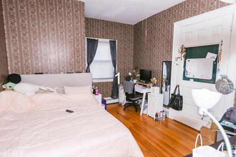 367 Whipple St, Fall River, MA 02724 photo 8