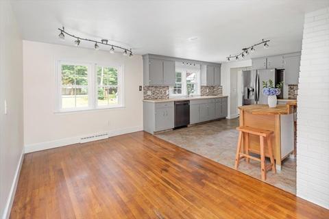 326 Plain St, Marshfield, MA 02050 photo 5