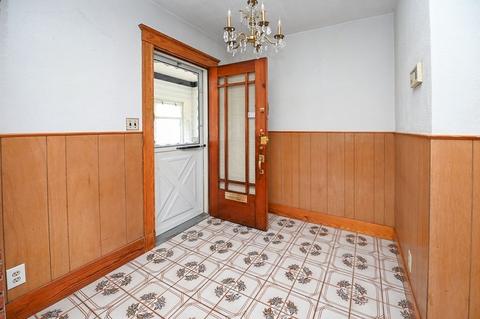 50 Myrtle St, Everett, MA 02149 photo 2