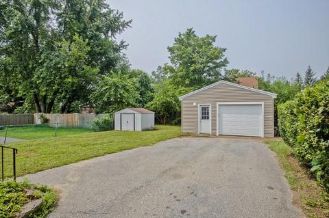 100 Saint James Cir, Springfield, MA 01104 photo 30