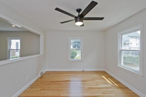 100 Saint James Cir, Springfield, MA 01104 photo 20
