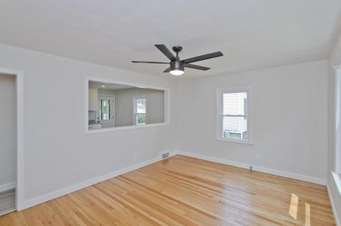 100 Saint James Cir, Springfield, MA 01104 photo 16