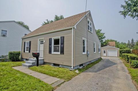 100 Saint James Cir, Springfield, MA 01104 photo 4
