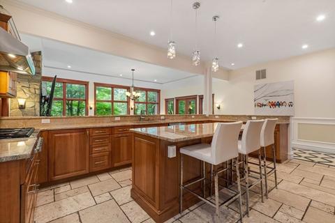 112 Edgewater Dr, Needham, MA 02492 photo 10