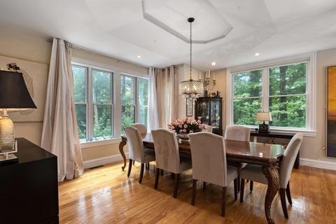 112 Edgewater Dr, Needham, MA 02492 photo 8