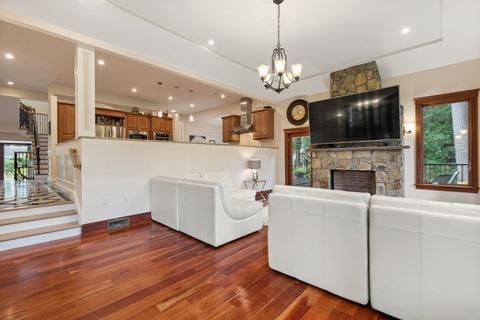 112 Edgewater Dr, Needham, MA 02492 photo 13