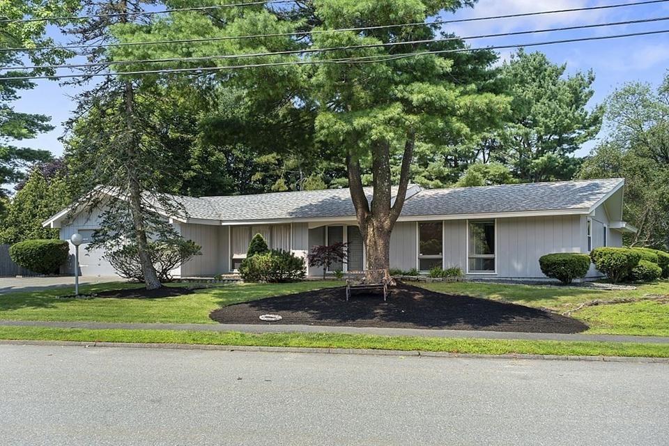 14 Moulton Rd, Peabody, MA 01960 35 Photos MLS 72872396 Movoto