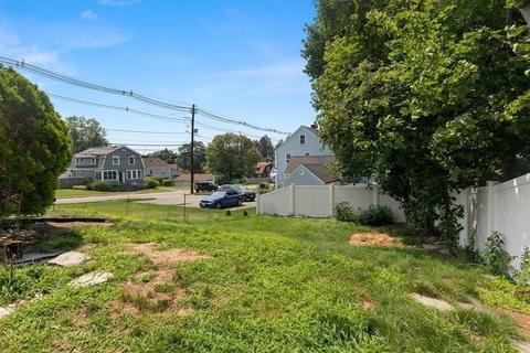 86 Conant St, Danvers, MA 01923 photo 25