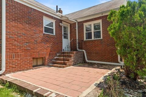 86 Conant St, Danvers, MA 01923 photo 22