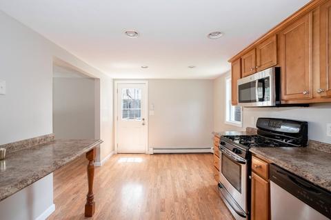 64 Cohassett Rd, Wareham, MA 02532 photo 8