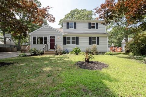 64 Cohassett Rd, Wareham, MA 02532 photo 2