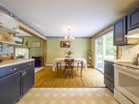 89 Pomeroy St, Easthampton, MA 01027 photo 13