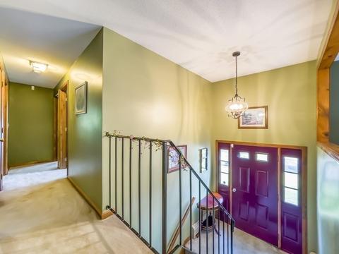 89 Pomeroy St, Easthampton, MA 01027 photo 18