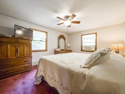 89 Pomeroy St, Easthampton, MA 01027 photo 21