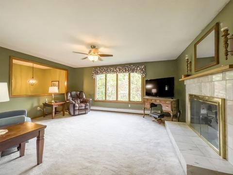 89 Pomeroy St, Easthampton, MA 01027 photo 10
