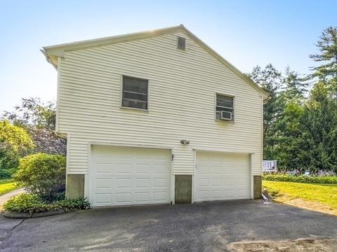 89 Pomeroy St, Easthampton, MA 01027 photo 8