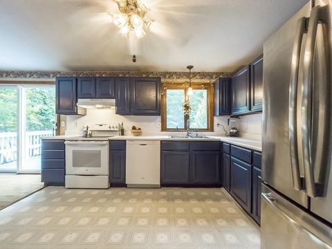 89 Pomeroy St, Easthampton, MA 01027 photo 15