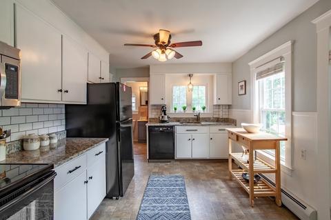 56 Parker St, Maynard, MA 01754 photo 8