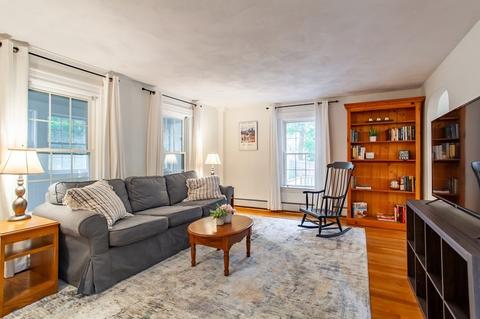 56 Parker St, Maynard, MA 01754 photo 4
