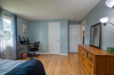 132 Hanson Dr, Springfield, MA 01128 photo 26