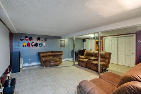 132 Hanson Dr, Springfield, MA 01128 photo 27