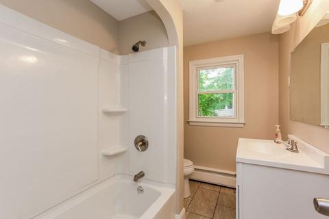 46 Skyridge Dr, Springfield, MA 01128 photo 22